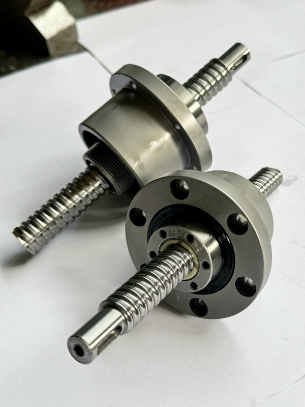 Rotate the nut ball screw