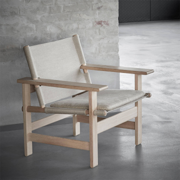 Nordic Style Solid Wood Ash Canvas Fabric Lounge Chair for Hotels and B&Bs