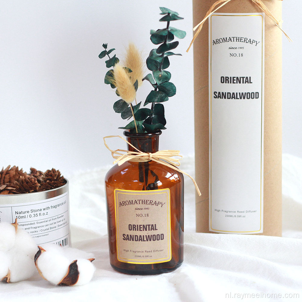 Gedroogde bloemenhuis geur glazen fles riet diffuser