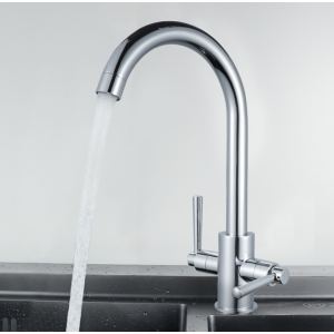 새로운 스타일의 크롬 더블 핸들 단일 구멍 황동 주방 수도꼭지