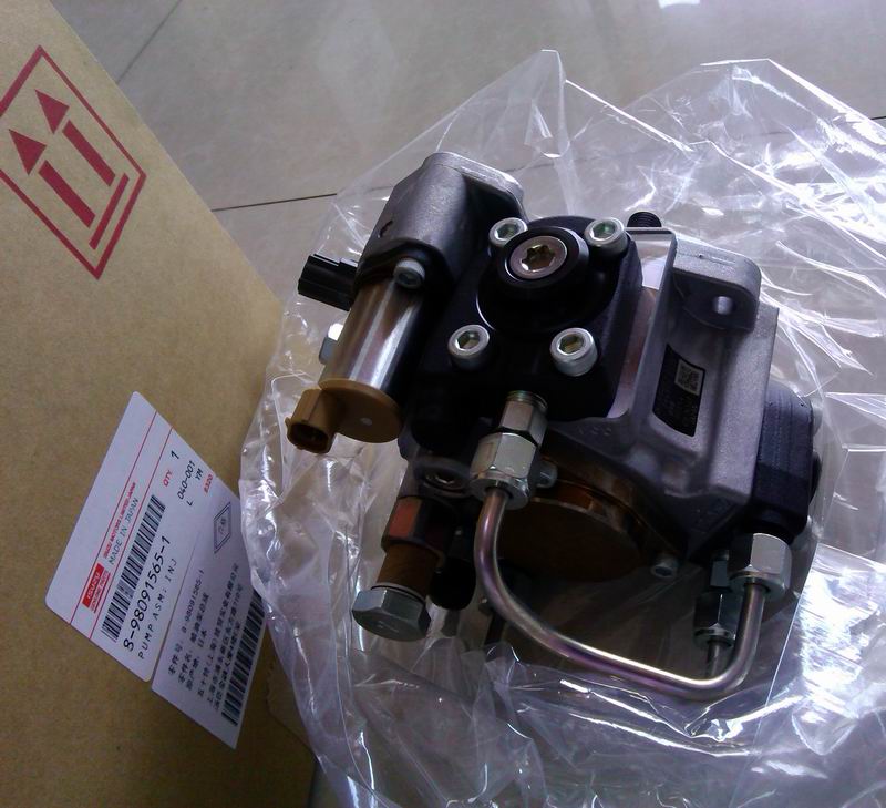 SK200-8 J05E Fuel Injection pump 22100-E0035