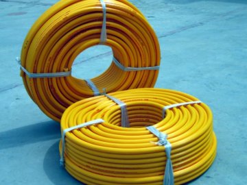 Different Sizes and Colored Rubber Hoses