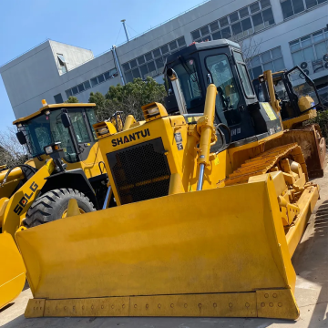 Shantui SD16 Tracked Bulldozer - Foreign Trade Direct Sales at Discounted Prices