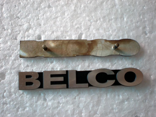 Well-made Buckle Foot Nameplate