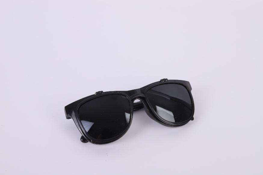 Flip up safety welding glasses
