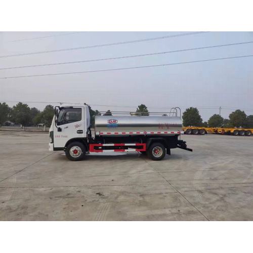 Dongfeng 4x2 small fresh milk tank truck