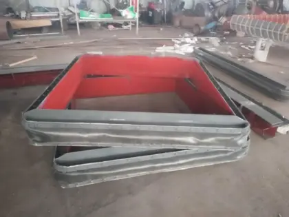 Non metallic expansion jiont