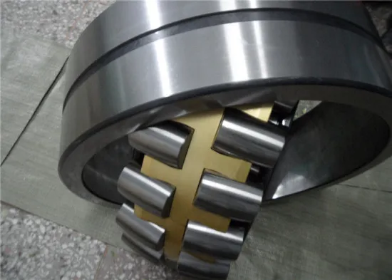 C5 Spherical Roller Bearing 24082 Ccw33 24082 Caw33 Low Vibration  Z2v2  / Z3v3