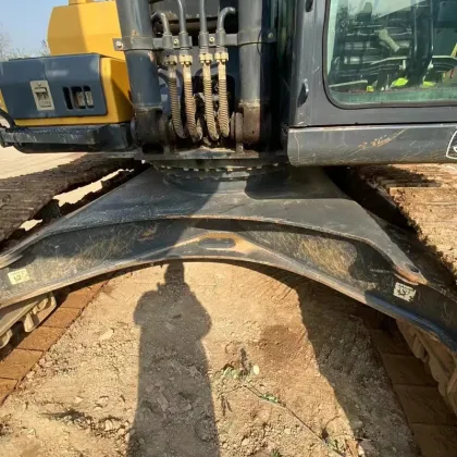 Used John Deere 260 Excavator in Good Condition