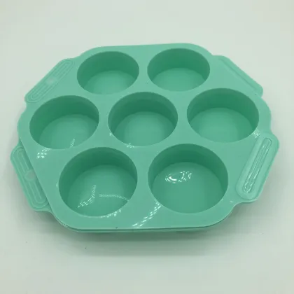 7-Hole Cylindrical Oreo Cookie Silicone Ice Cube Mold - Non-Stick and Easy Demolding