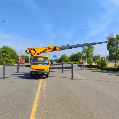 CLW 33 m telescopic boom bucket truck