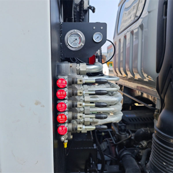 4x2 Compact Waste Disposal Truck