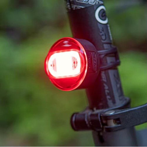 સાયકલ બુદ્ધિશાળી બ્રેક પૂંછડી પ્રકાશ ક ob બ મોટા છિદ્ર સીટ ગાદી પૂંછડી પૂંછડી લાઇટ બાઇક લાઇટ