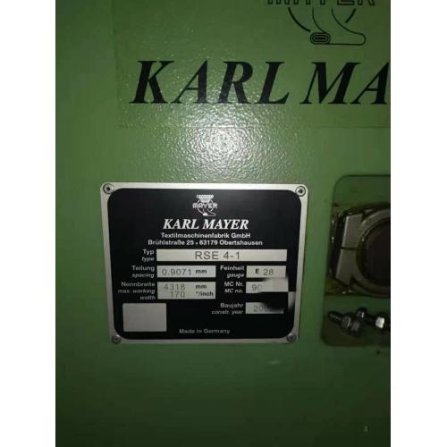 เครื่องถักวิปริต Karl Mayer