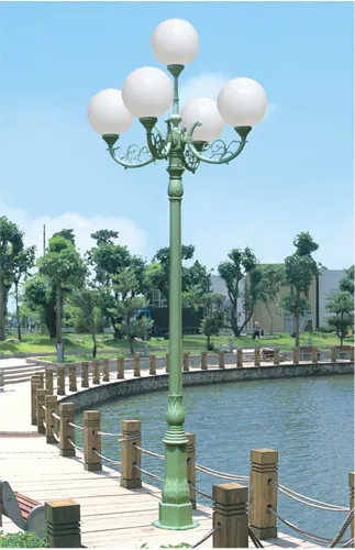 Sand Cast Aluminium Courtyard Light