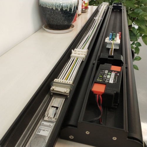 Low Glare LED Linear Trunking Lighting System