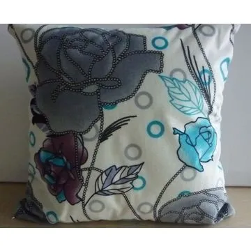 Rose pattern cushions, 43*43cmNew