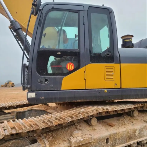 Высококачественные подержанные экскаваторы