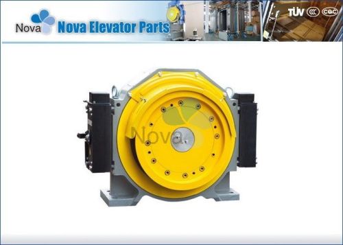Ratio 2:1 Gearless Elevator Traction Machine With 2500kg Loading Weight
