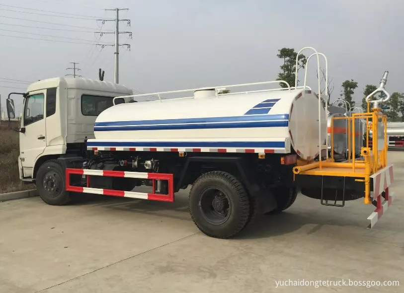 China 10000 liters water transportation vehicle