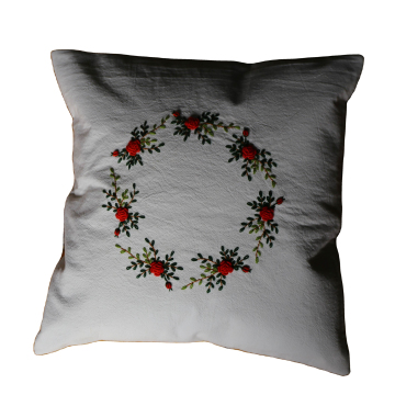 Rose-Themed Pillow Cases: Enhancing Your Home Décor