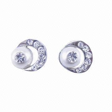 Fashion crystal stud earrings, made of brass and crystals, OEM and small orders are accepted