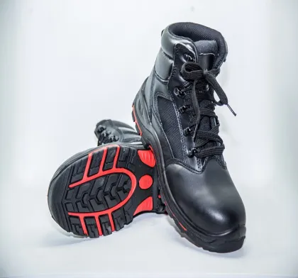 Net Cloth Inside Anti-hit Light Weight Safety Shoes