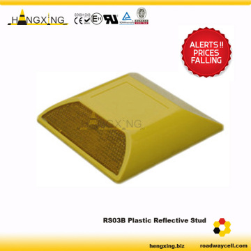 RS03B Plastic Reflective road safety stud