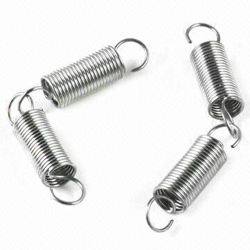 Extension Springs, Customized Springs Manufacturer, Springs with Hooks