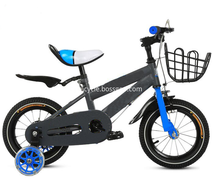 Bacchon ki chhoti chhoti cycle clearance