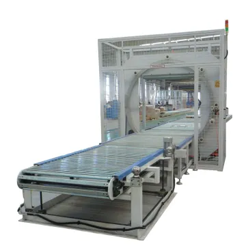 Horizontal stretch wrapping machine door wrapper