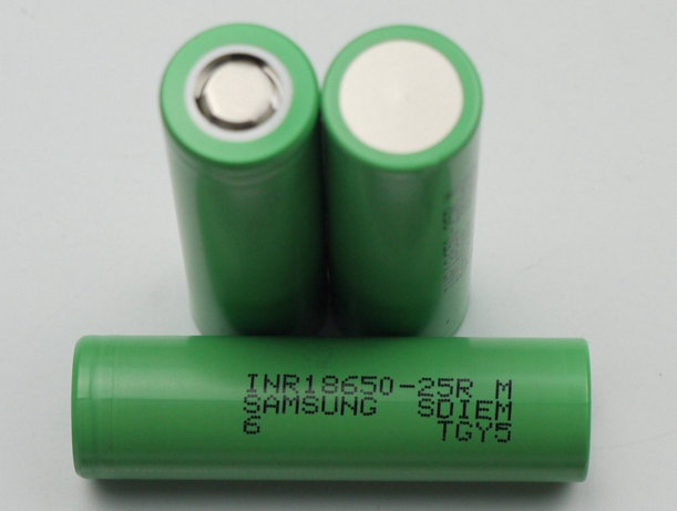 Célula de bateria de descarga Samsung INR18650-25R 20A