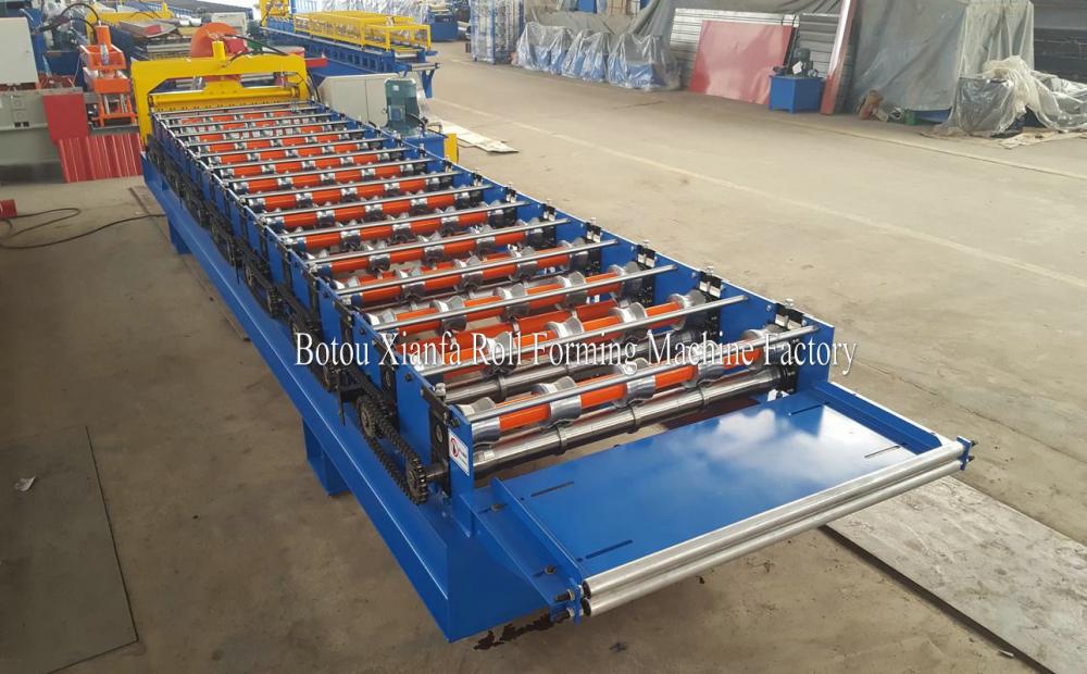 Hydraulic motor drive Roof Trapezoidal Roll Forming Machine