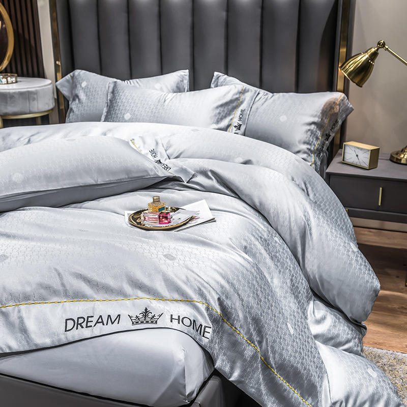 Embroidery homeuse bedding comforter luxury bedding sets