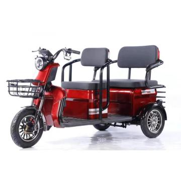 Petit tricycle électrique de loisirs avec des caractéristiques de sécurité élevées