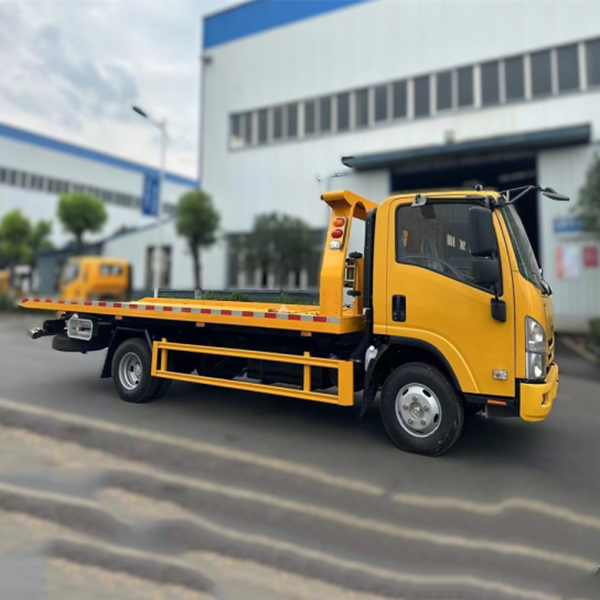 ISUZU KV100 4x2 Towing Vehicle Designed for Urban Operations