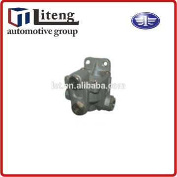 origianl quality FAW heavy truck Parts relay valve