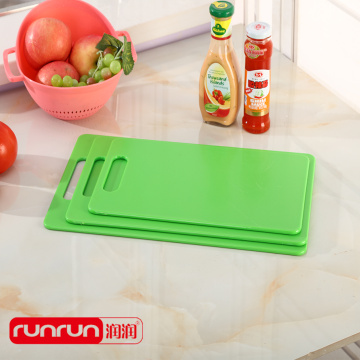 Красочная прочная пластиковая разделочная доска