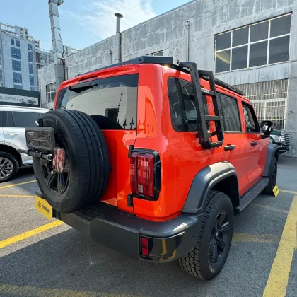 Domestically Produced Hardcore Off-Road Tank 300