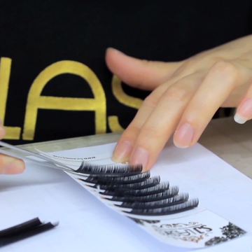 Easy Auto Fan Lashes Custom Package Design - Russian Volume Eyelash Extension Factory