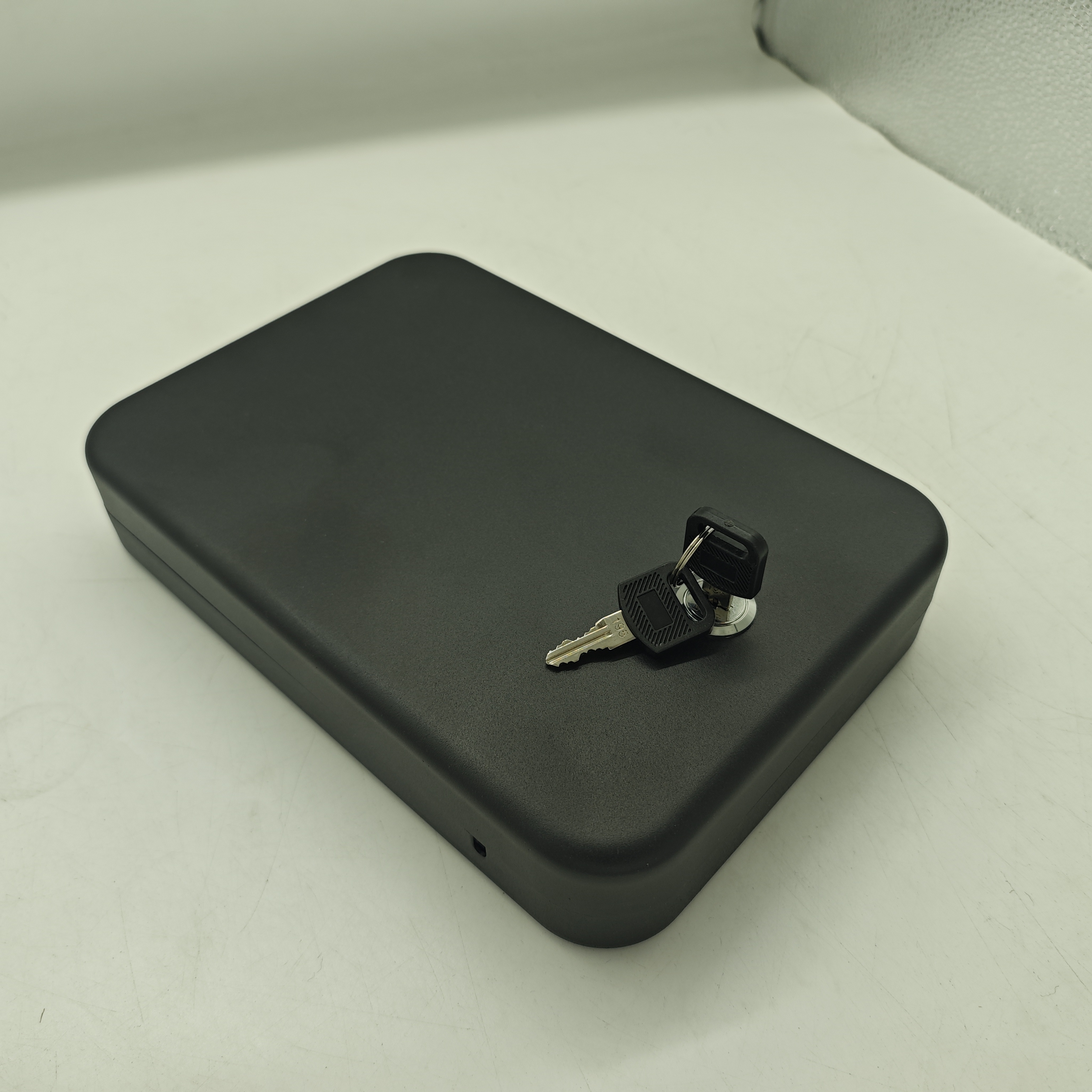 Fortress Portable pistol Safes with Key Lock 