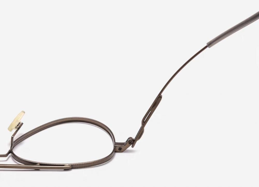 titanium aviator glasses