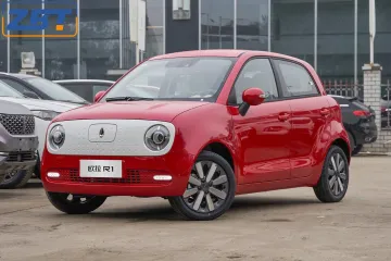 Voiture électrique privée petit Smart Minicar EV SUV Long Range Mini Coupé Nouveau véhicule énergétique Mini voitures avec un écran LCD super grand