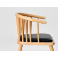 Black Solid Wood Chair for Casual Restaurant Seating