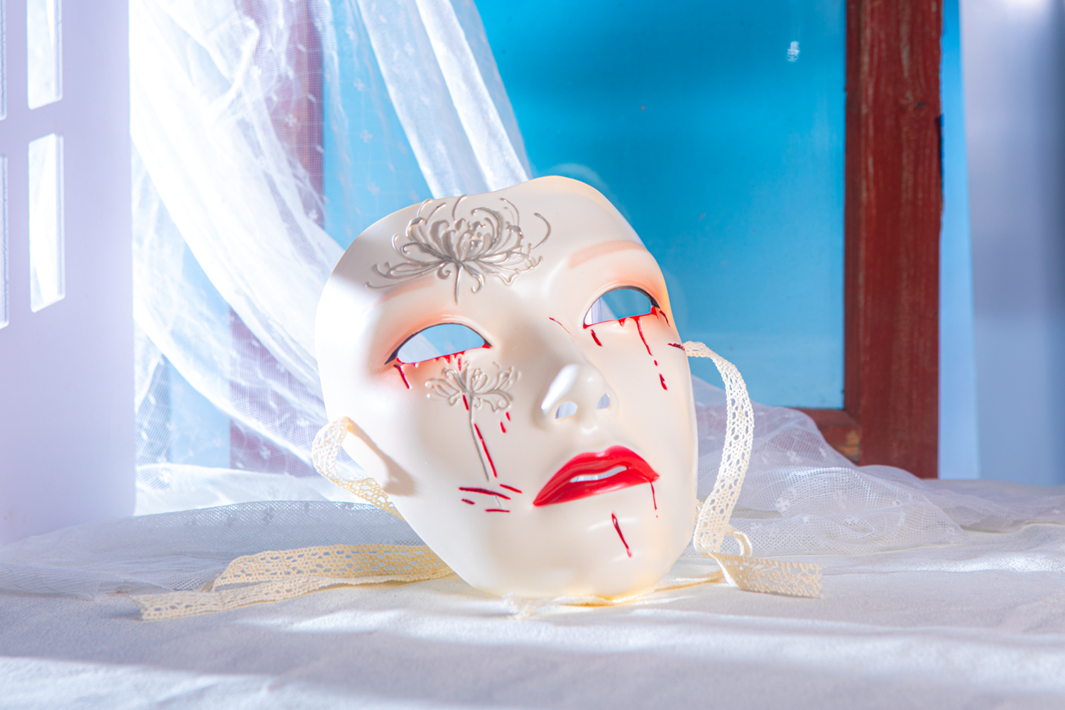 Bloody Spider Lily Resin Masquerade Mask