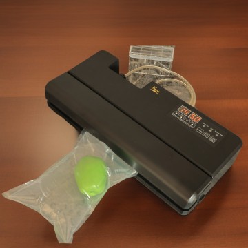 Household Vacuum Sealer for Frozen Pizza and Meat Packing