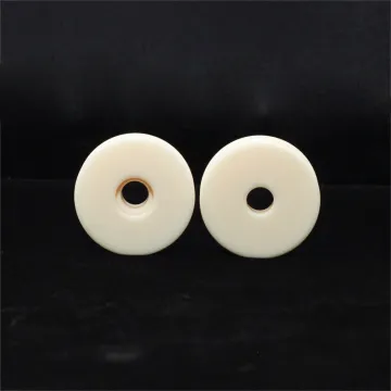 Textile ceramic thread roller guide