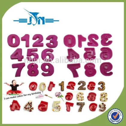 Brand new moon cake mold