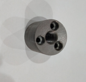 Round steel connector with threads