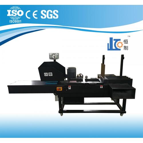 Clothes and textile bagging machine